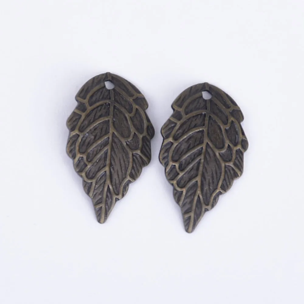 10*18mm Brass Leaf Pendant Charm Metal Charms Wholeslae perfect for necklace pendant 50pcs