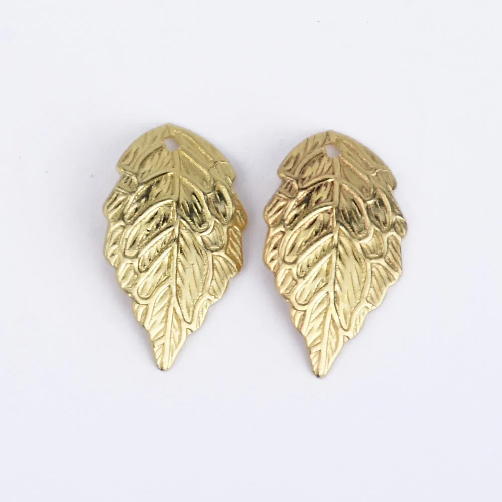 10*18mm Brass Leaf Pendant Charm Metal Charms Wholeslae perfect for necklace pendant 50pcs