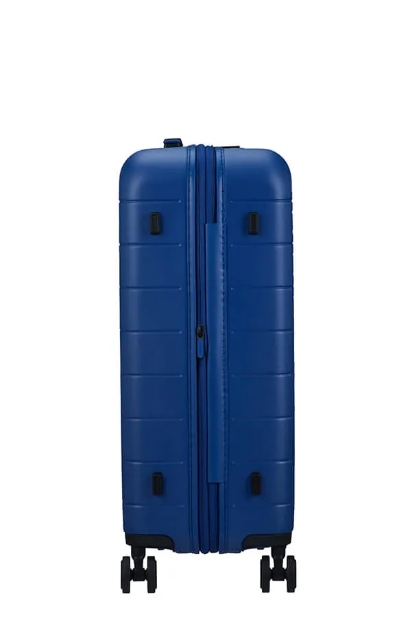 American Tourister Novastream 67cm Medium Spinner | Navy Blue