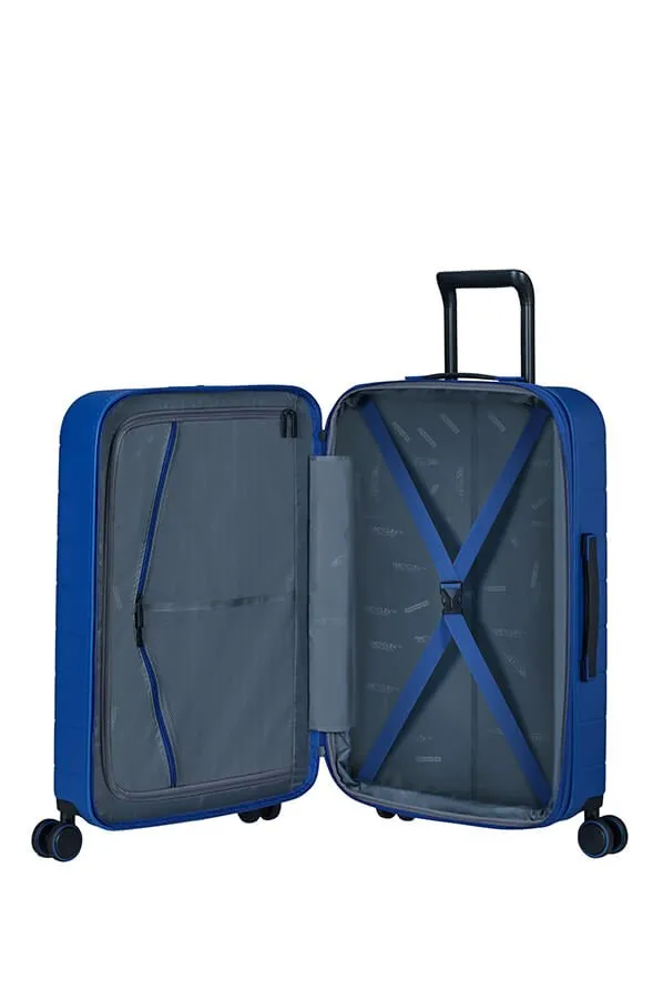 American Tourister Novastream 67cm Medium Spinner | Navy Blue