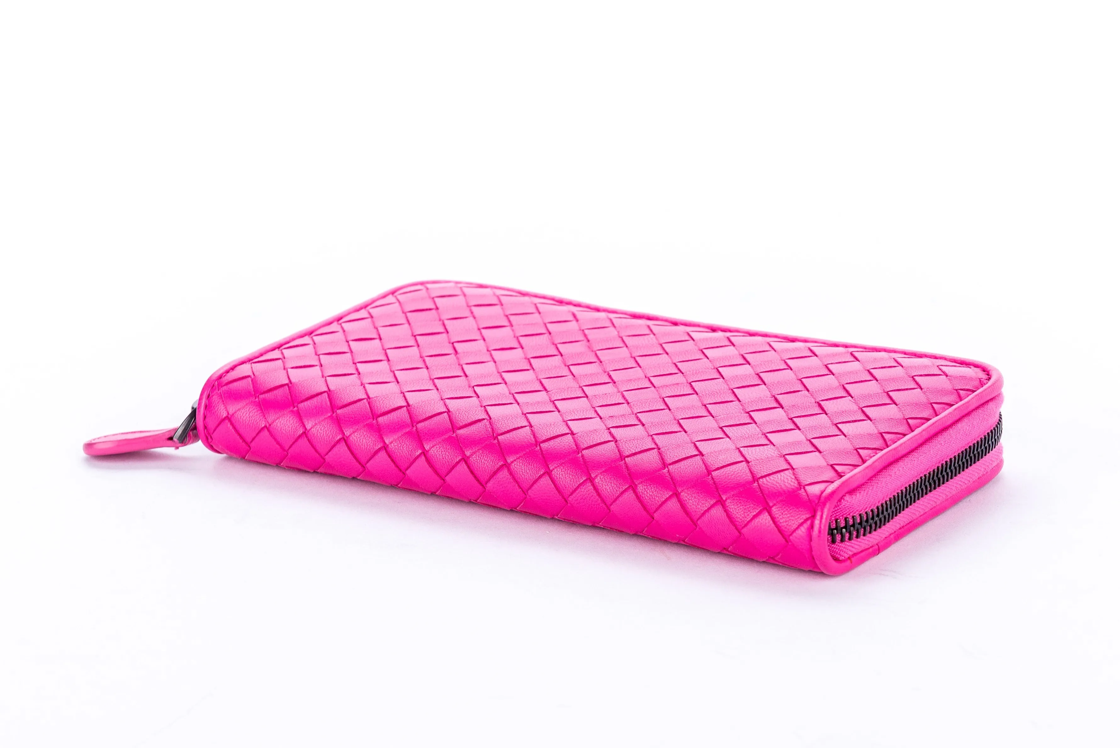 Bottega Veneta Pink Weave Leather Zippy Wallet, no Dust Cover