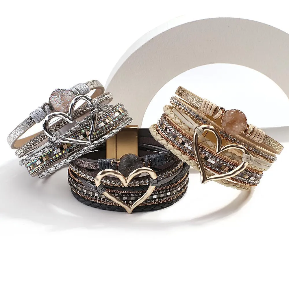 'Dalgu' Heart Charm Cuff Bracelet - beige