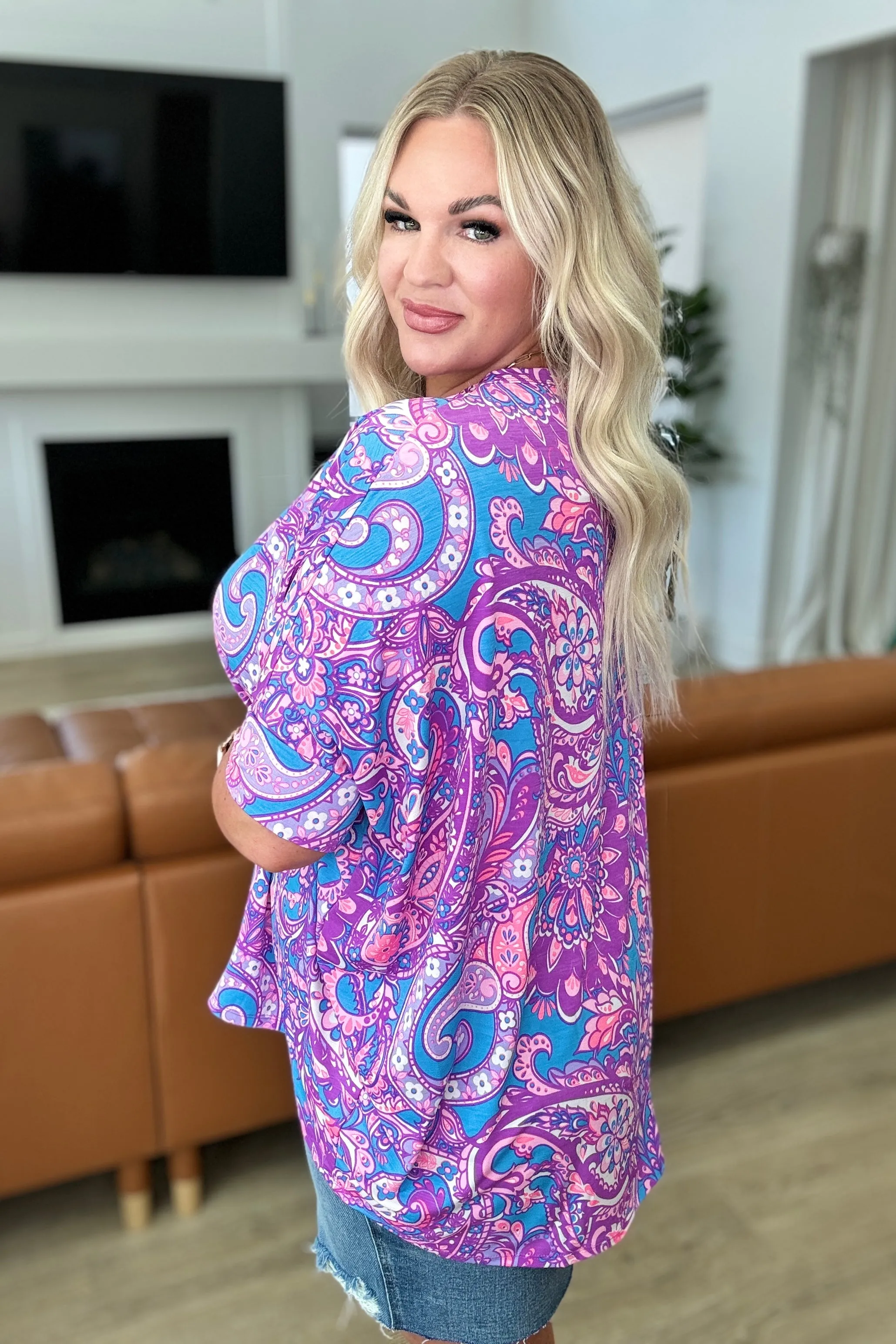 Dear Scarlett Essential Blouse in Purple Paisley