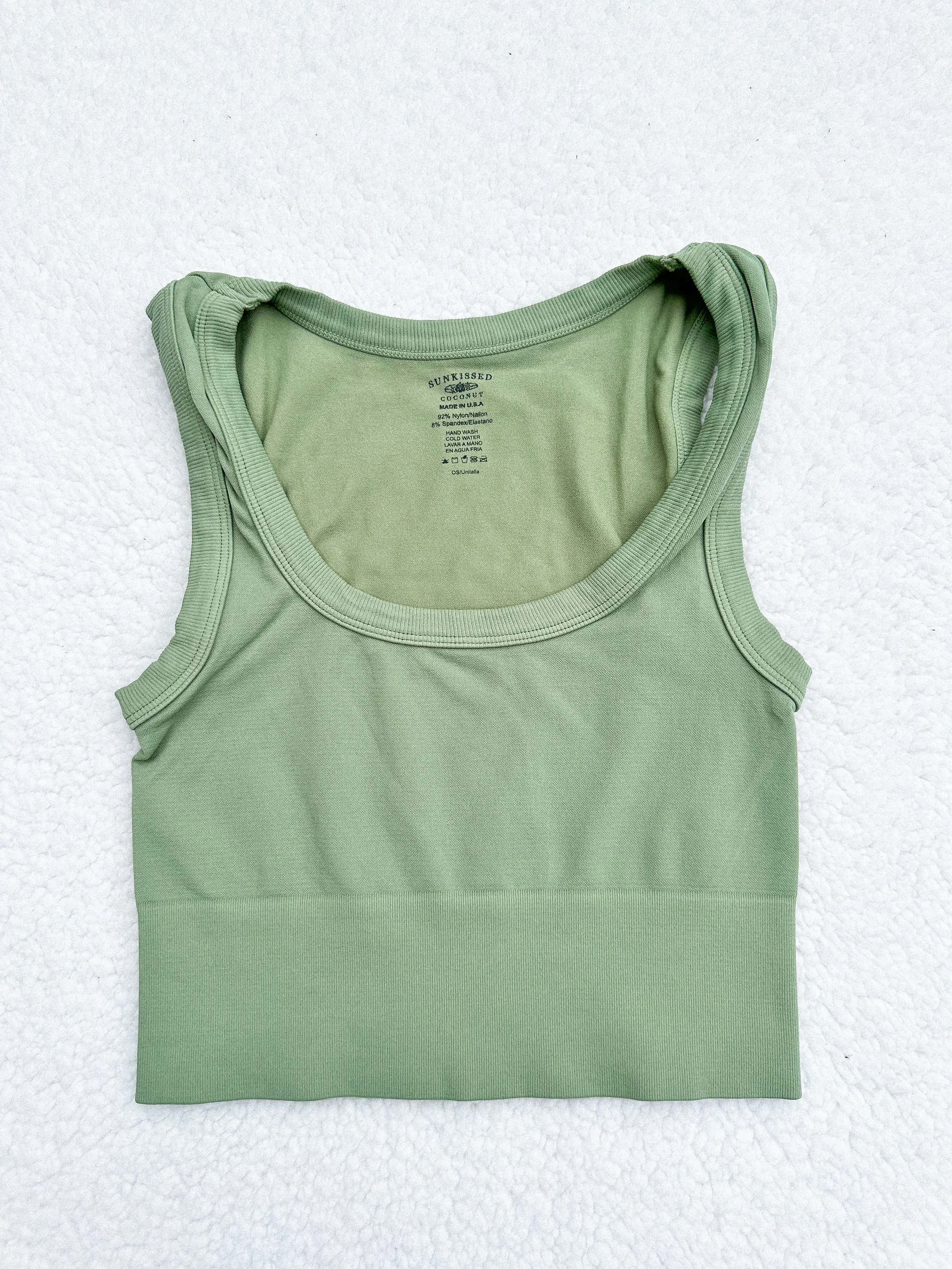 Essential Scoop Neck Tanktop