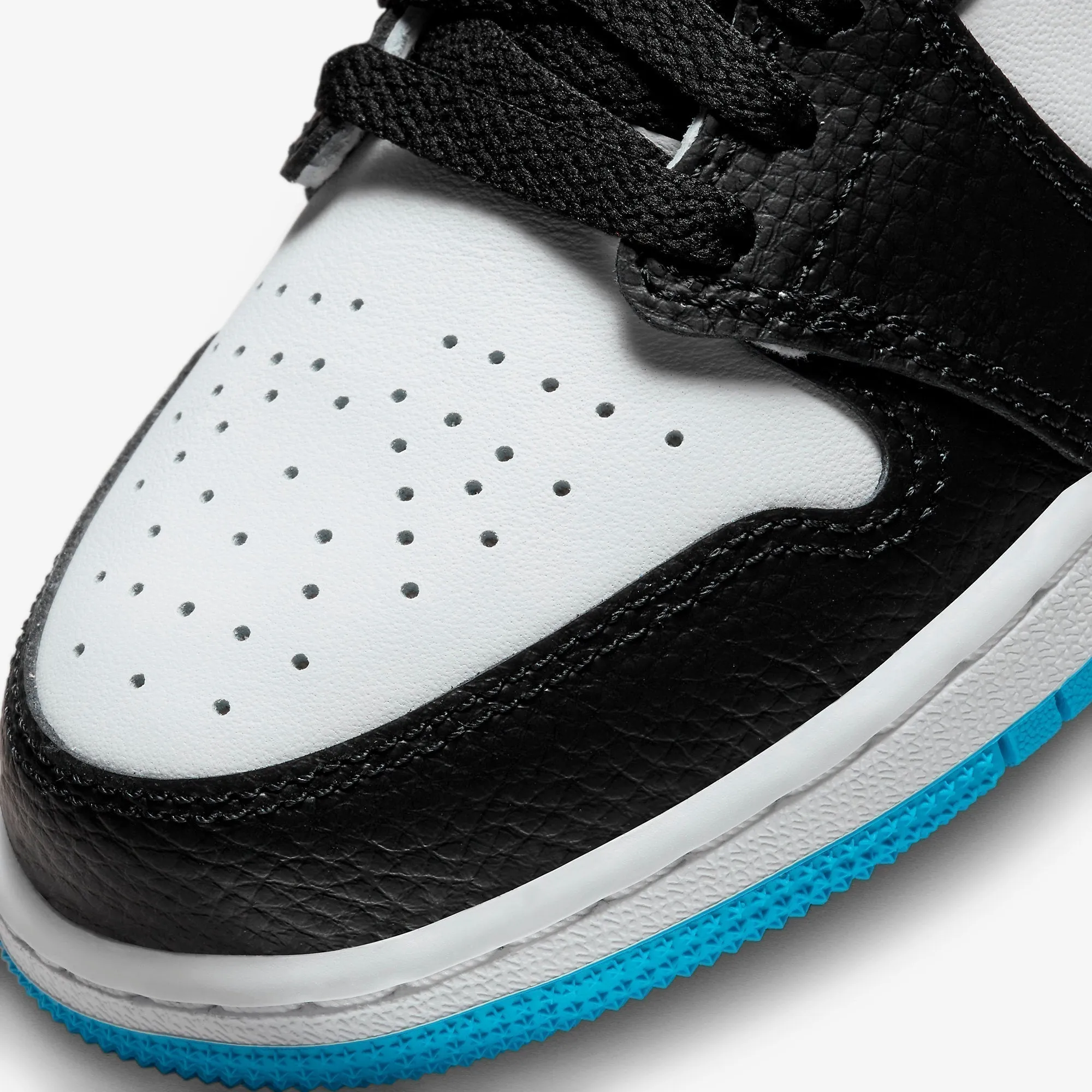 (GS) Air Jordan 1 Retro Low OG 'UNC' (2022) CZ0858-104