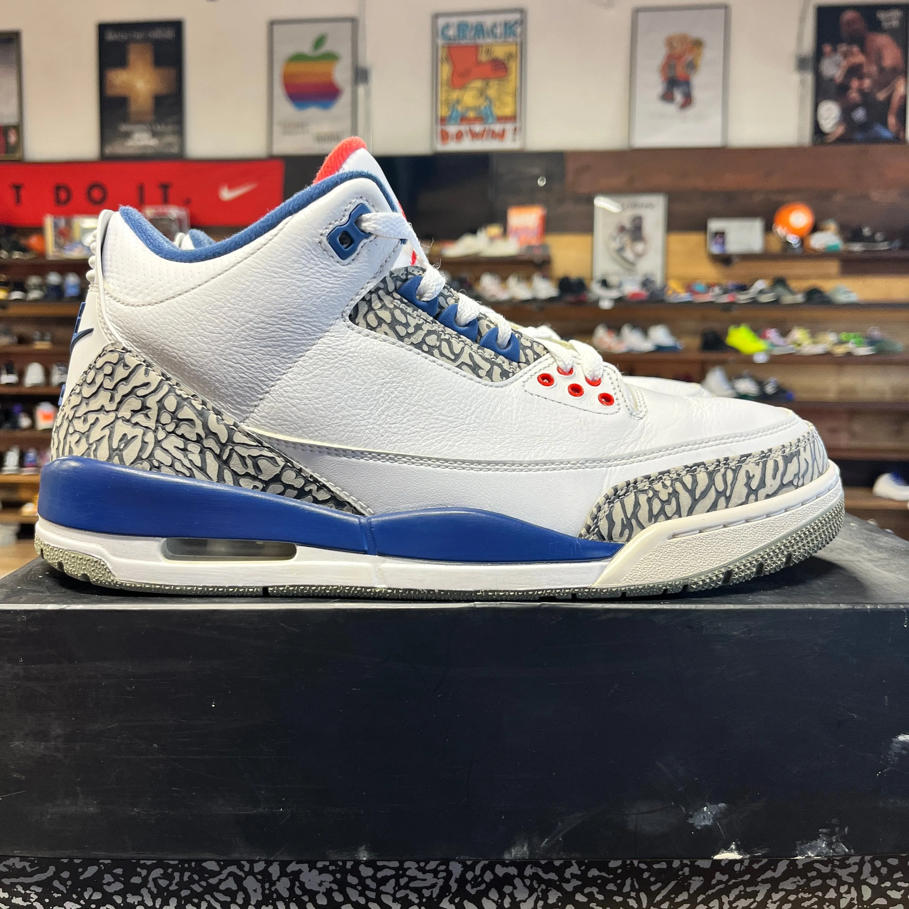 Jordan 3 'True Blue' Size 11