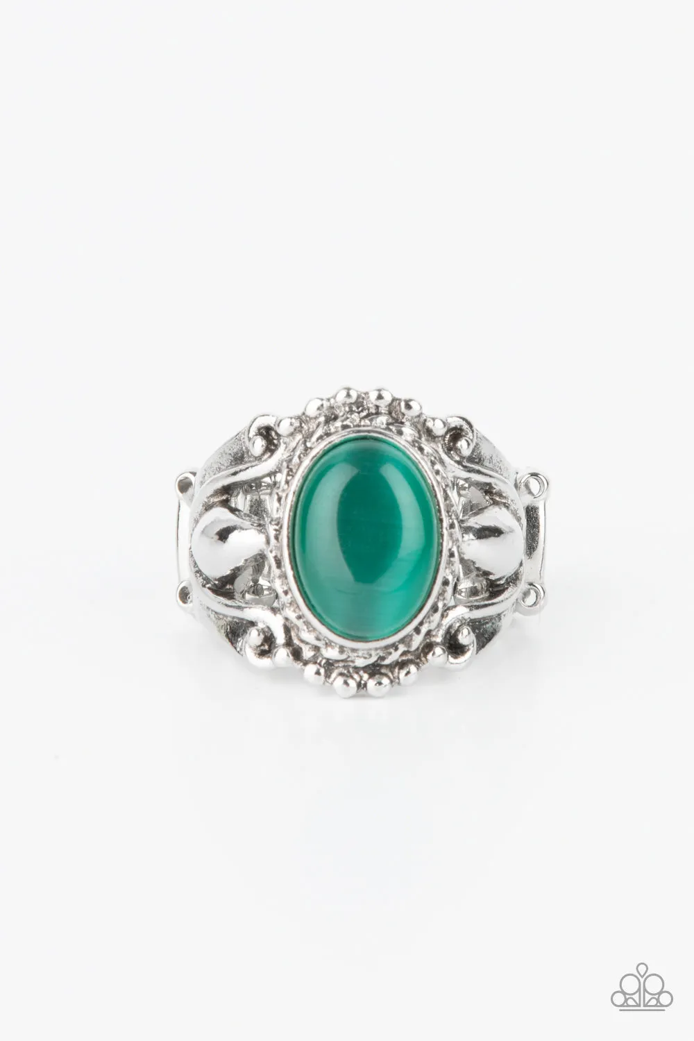 Paparazzi Jubilant Gem - Green Ring