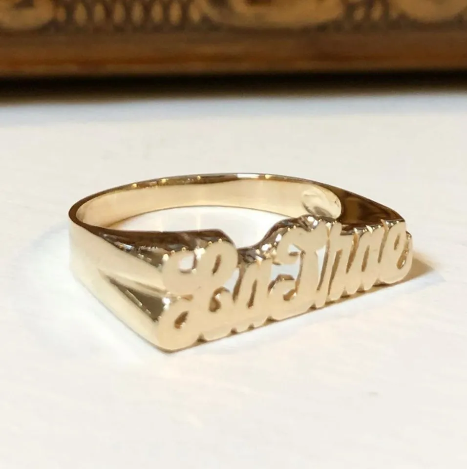 Small Gold Script Name Ring