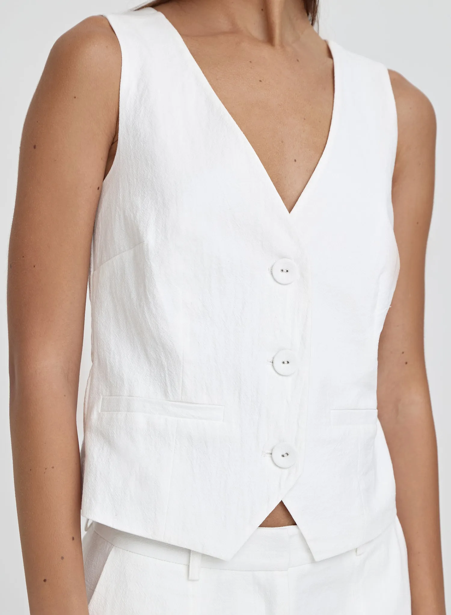 White Linen Cross Back Waistcoat- Tilde